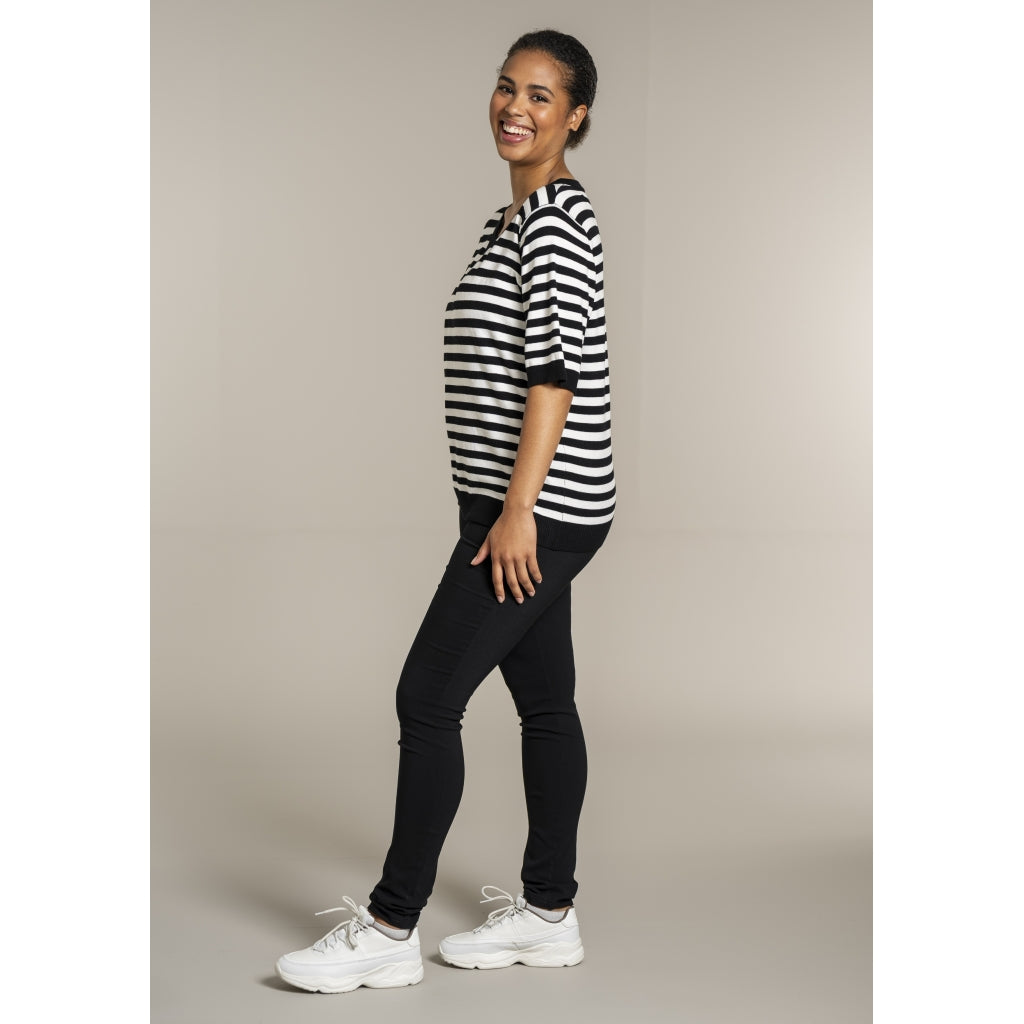 Sandgaard Helsinki - T-shirt - Stripes T-Shirt Black/Offwhite
