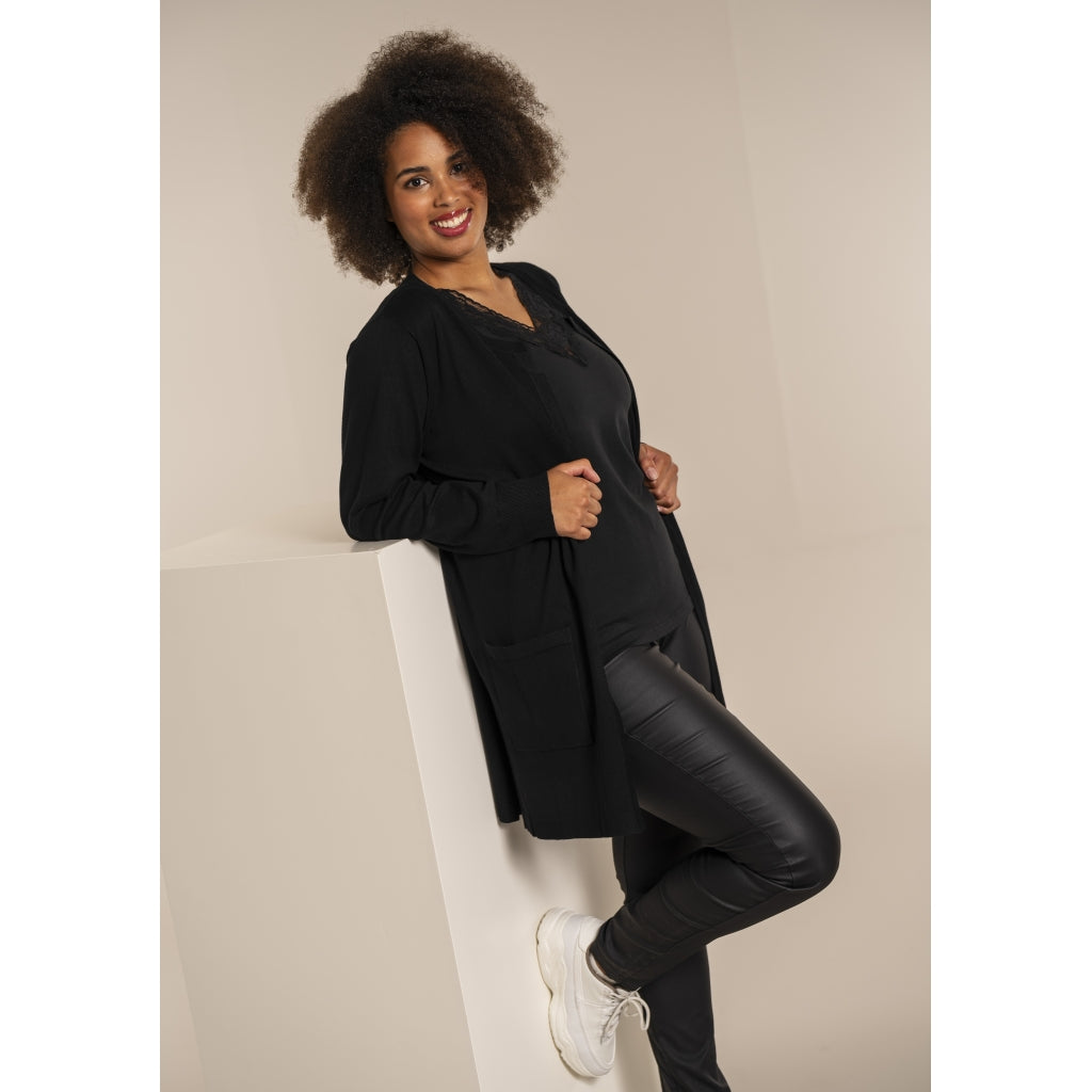 Sandgaard Top med V-hals og bomuld Top Black